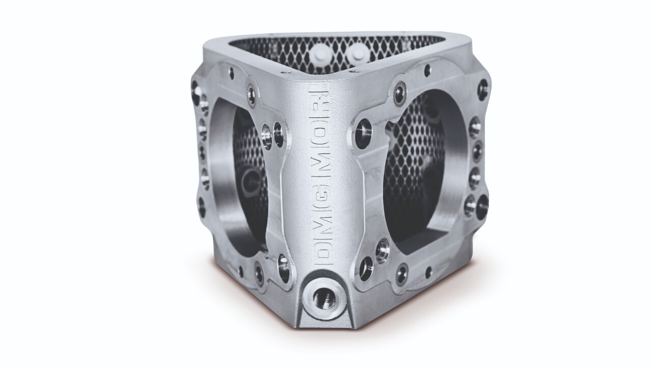 Durch eine lastengerechte Bauteilgestaltung auf Basis einer Topologieanalyse mit integrierten Komponenten konnte DMG MORI das Gewicht des Robo2Go Kopfes um 65 Prozent reduzieren.