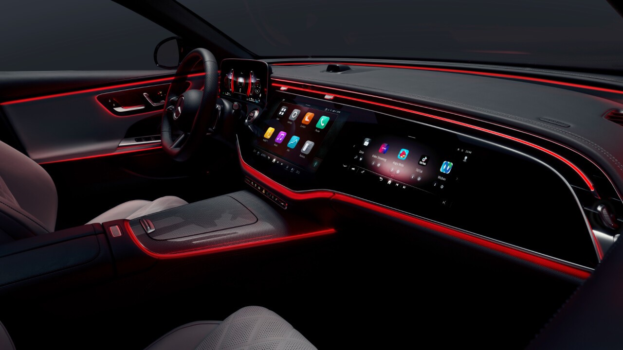 Die neue Mercedes-Benz E-Klasse: Anpassbares UI-Design (Copyright: Mercedes-Benz Group Media)