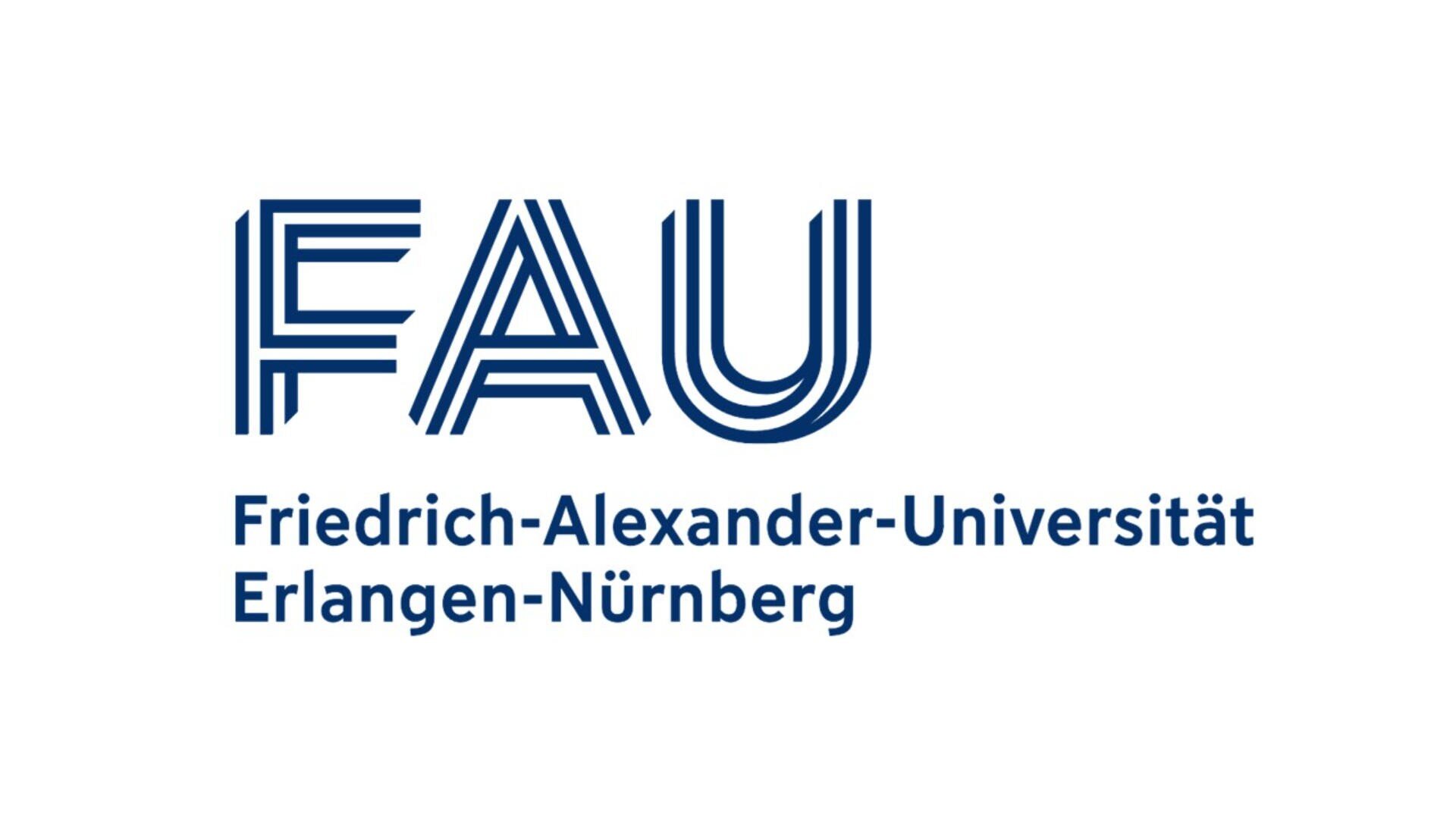 Logo der Friedrich-Alexander-Universität Erlangen-Nürnberg mit großen stilisierten blauen Buchstaben „FAU“ über dem vollständigen Namen der Universität in Blau auf weißem Hintergrund.