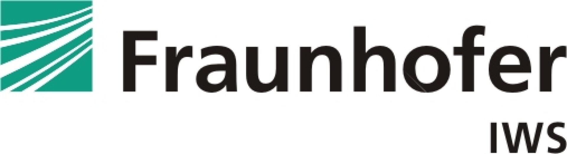 Logo des Fraunhofer IWS mit einer grünen Grafik links und fettem schwarzem Text „Fraunhofer IWS“ rechts.